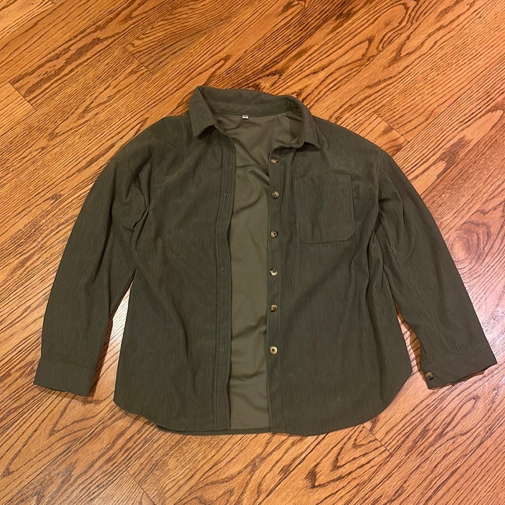 Woman’s Green Corduroy Button Down Size M